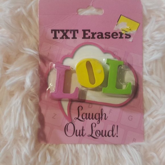 ๐ด 5/$20 TXT erasers 3ร - Picture 3 of 4